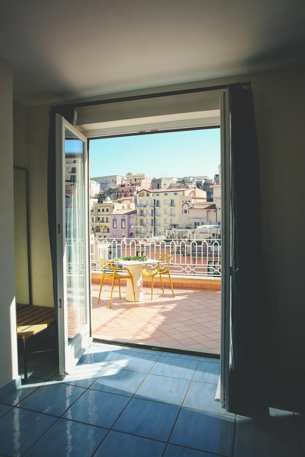 Il Viaggiatore Gaeta Medievale B&B Exterior foto